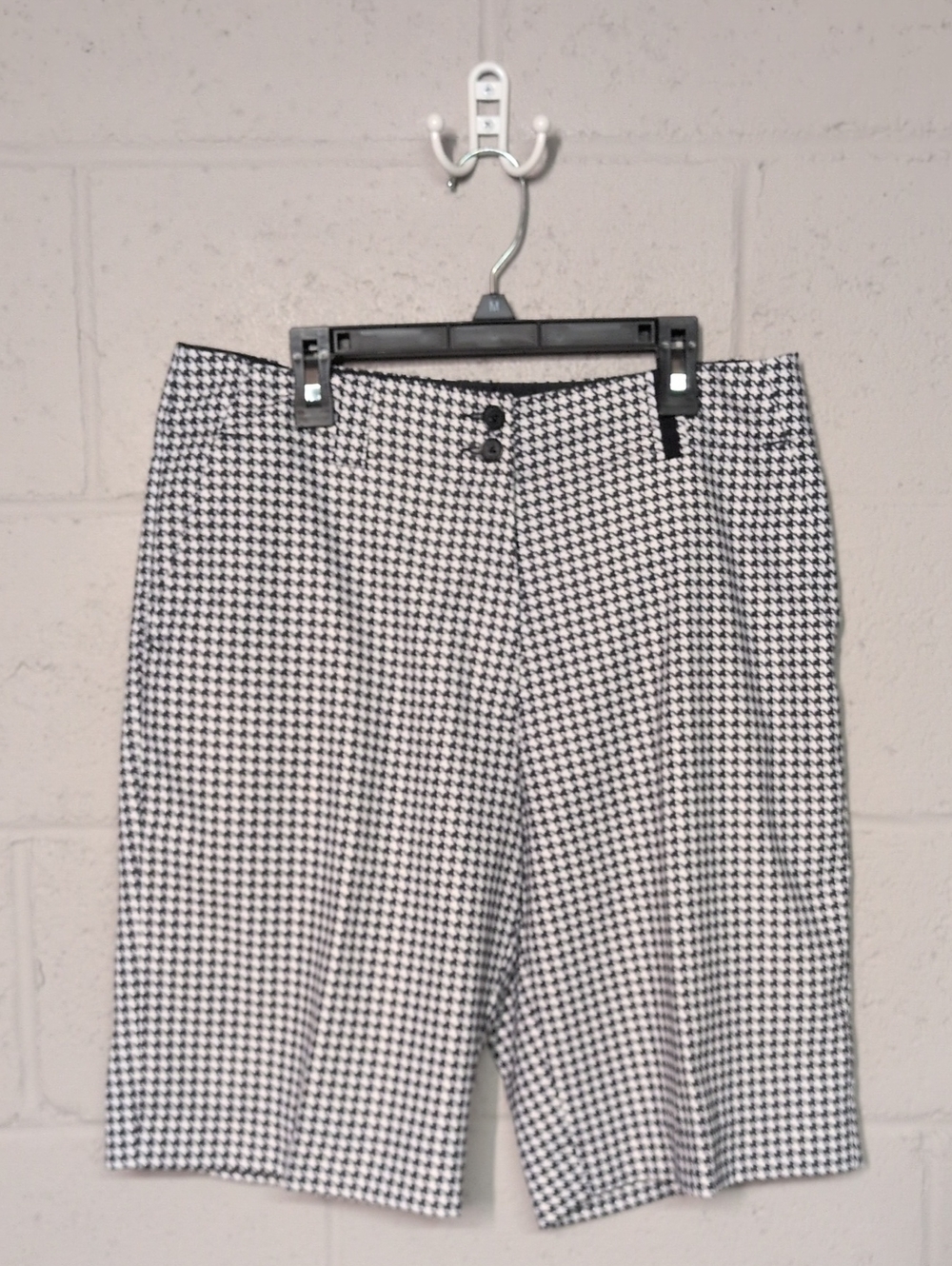 Nike Golf Dri Fit Women’s Bermuda Golf Shorts Houndstooth Print Size 10 EUC